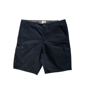 Original Weatherproof Vintage Black Trail Shorts. Size 36.